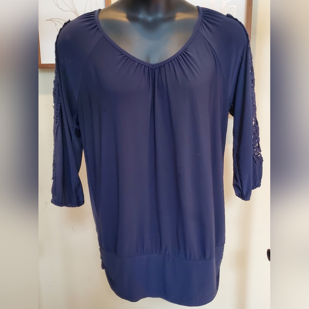 Cato Blue Cutout Shoulder Top 14/16